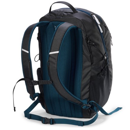 Arc'teryx Mantis 26 L Pack 3