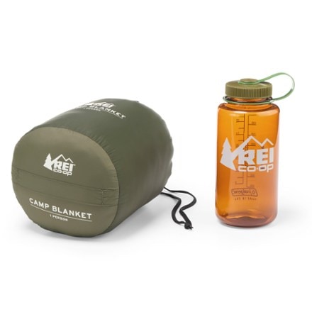 REI Co-op Camp Blanket Stuff sack (32 fl. oz. bottle for scale; not included)