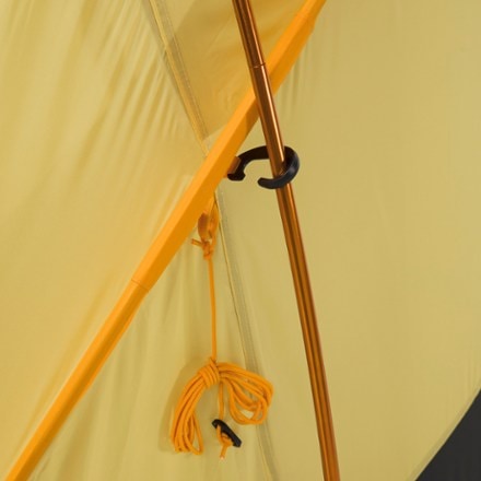 The North Face Universal Wawona 3 Tent 2