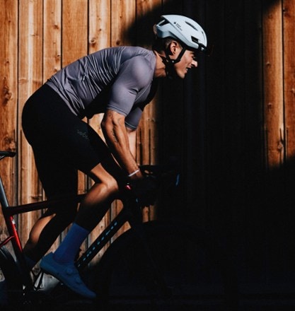 Velocio LUXE Ultralight Cycling Jersey - Men's 3