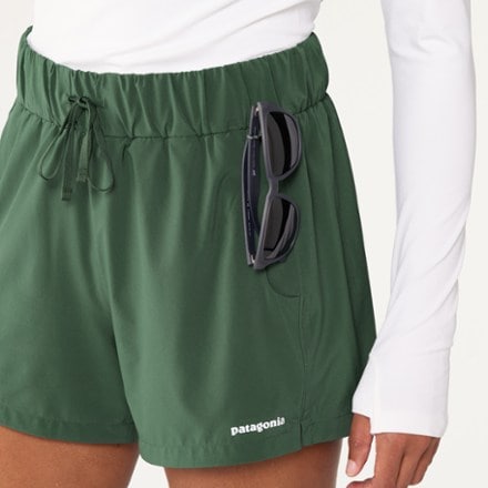 Patagonia Terrebonne Shorts - Women's 5