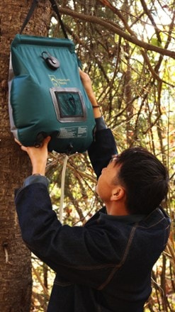 Adventure Ready Solar Shower 20 L 7