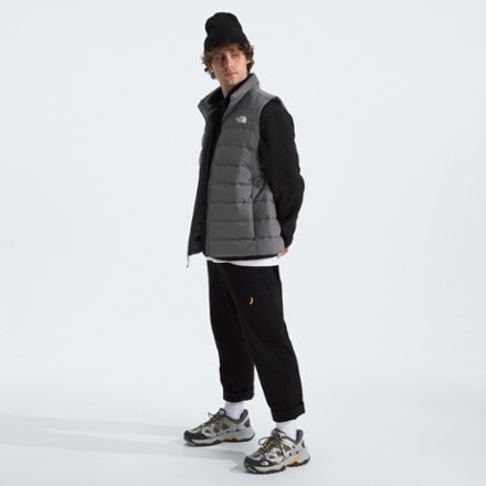 The North Face Aconcagua 3 Down Vest - Men's 3
