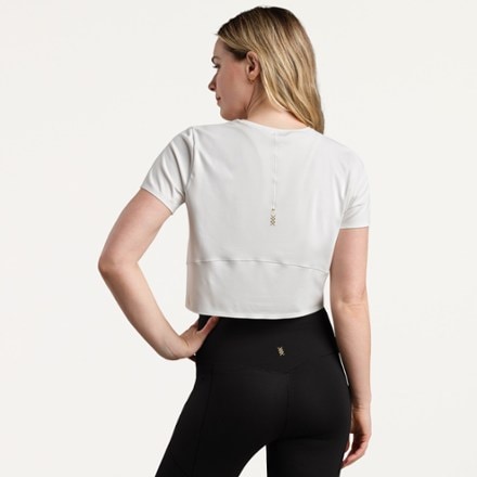 RHONE Serene Cropped Shirt - Women's 2