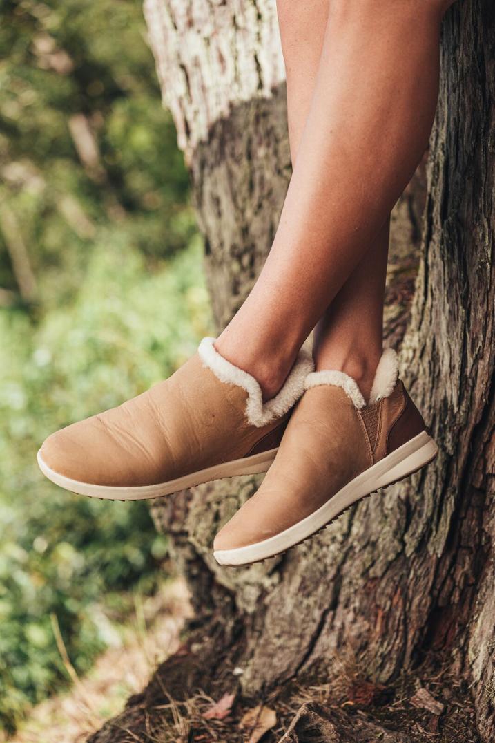 Location Image for Malua Hulu Boots - Women's