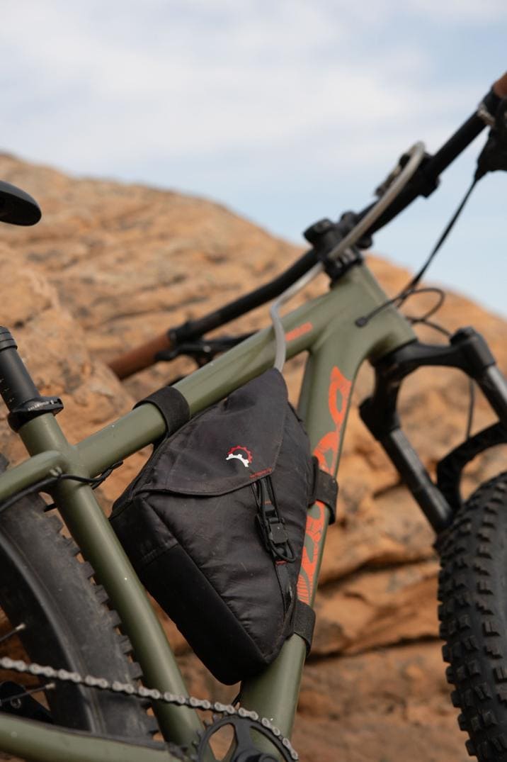 Location Image for Hopper Bike Frame Bag - Hydration Bundle