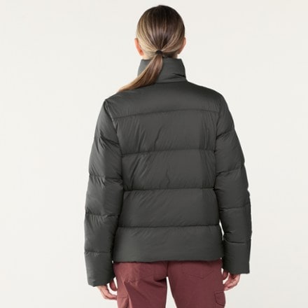 Patagonia Silent Down Jacket - Women's 4