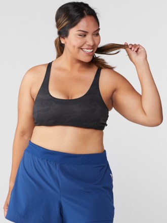 Vuori Yosemite Bra 1