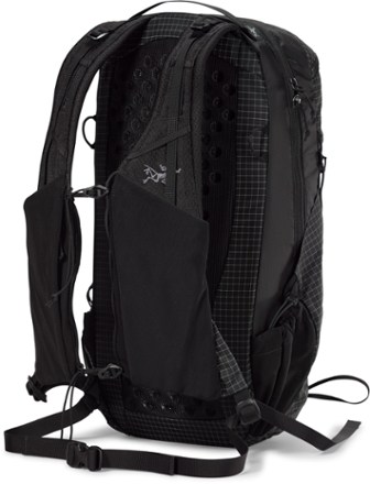 25aw ARC’TERYX Aerios 18 Backpack REG Arc'teryx Aerios 18 Pack | REI Co-op