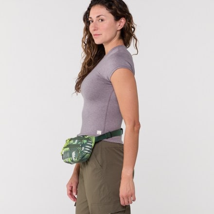 REI Co-op Trail 2 Print Waist Pack 10