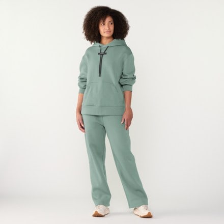 On Focus Tech Hoodie - Women's 2