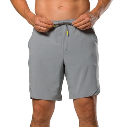 Nathan Essential 9" Shorts 2.0 - Men's 0