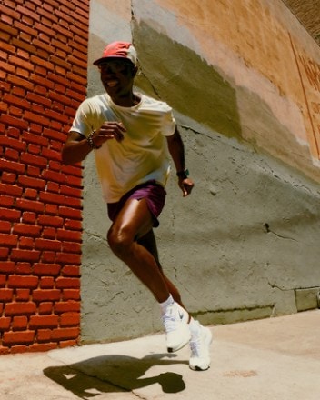 Location Image for Dash 6" Shorts - Men's