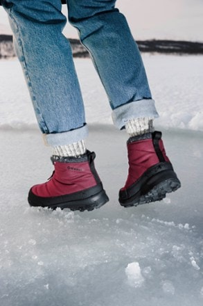 ICEBUG Sala BUGrip Snow Boots - Women's 2