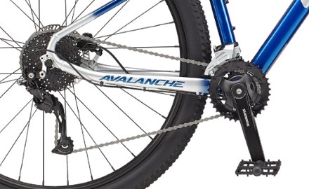 GT 27.5 Avalanche Sport Bike 3