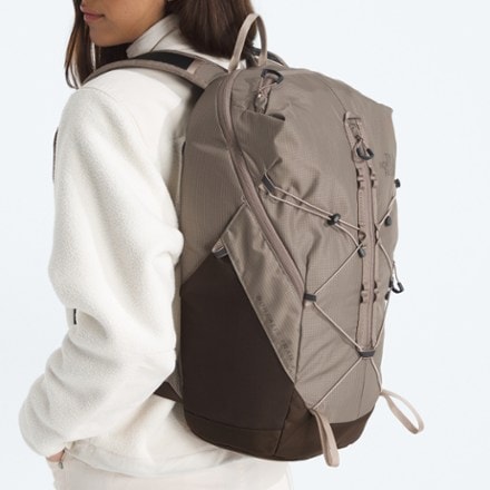 The North Face Borealis Trail Pack 2