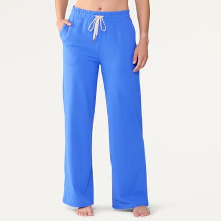 Vuori Halo Essential Wideleg Pants - Women's 1