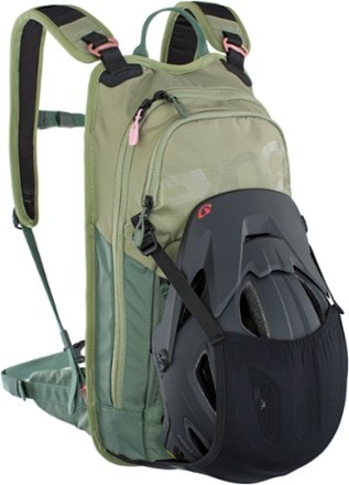 Hydration backpack best sale rei