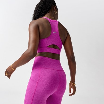 Brooks Luxe Pocket Sports Bra 4