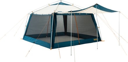 Adventure Kings Camp Light range versatility 