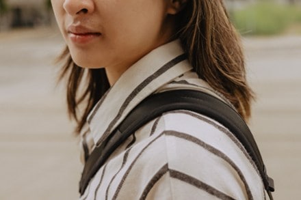 Peak Design Everyday Sling Bag V2 10