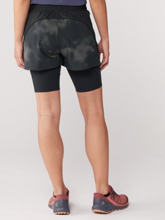On Active Lumos Shorts - Women's 2
