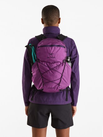 Arc'teryx Aerios 15 Pack - Women's 6