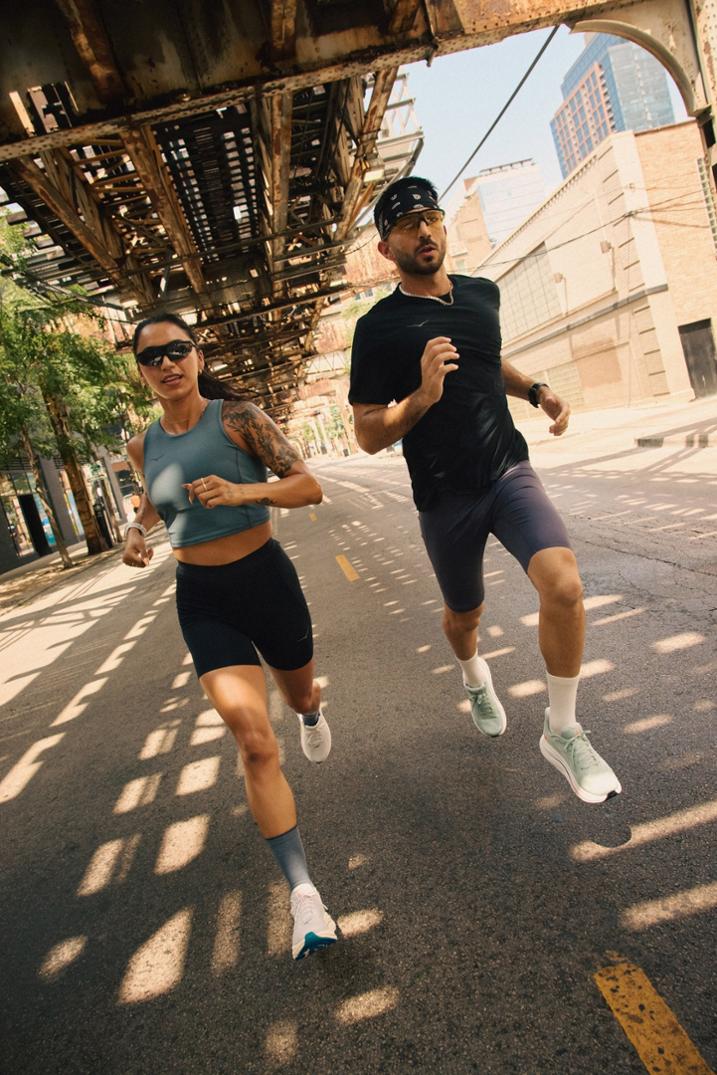 Location Image for Clifton 10 Road-Running Shoes - Men's