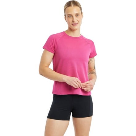 Oiselle Flyout Shirt - Women's 3