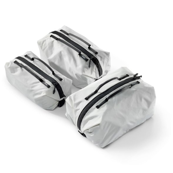 Product Image of color Arctic White