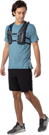 Nathan Quickstart 2.0 6 L Hydration Pack 4