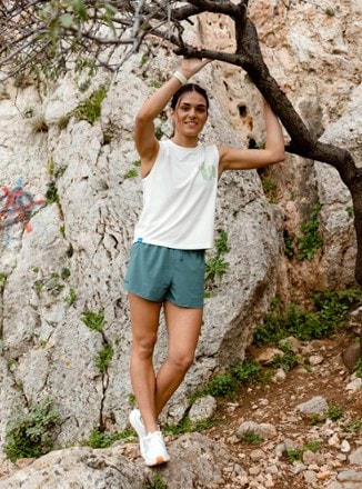 Janji 3" AFO Middle Shorts - Women's 4