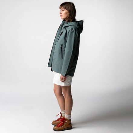 Finisterre Stormbird Waterproof Jacket - Women's 4