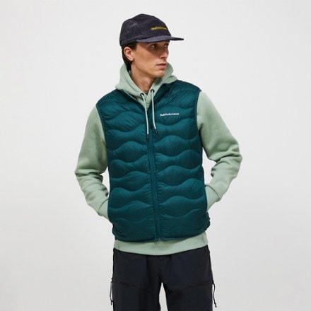Peak Performance Helium Down Vest - Men's 1