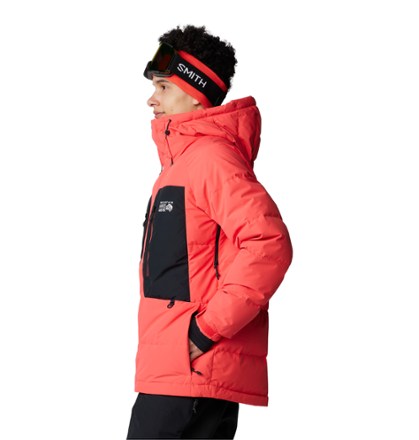 ジャケット・アウター Mountain Hardwear Nylon jacket / L/Red Mountain Hardwear Nylon jacket / L/Red マウンテンハード