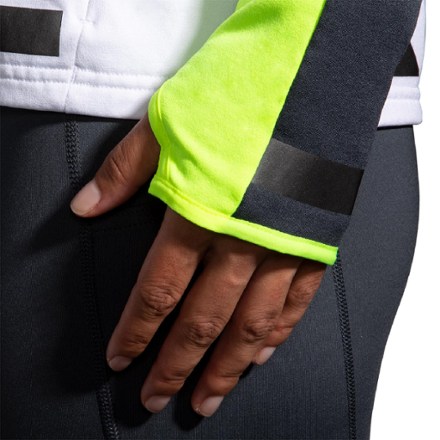 Brooks Run Visible Thermal Hoodie - Women's 5