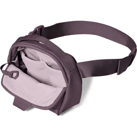 YETI Ranchero 1 L Crossbody Bag 2