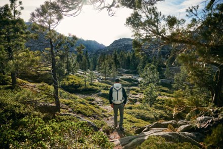 YETI Skala 50 L Pack - Men's 9