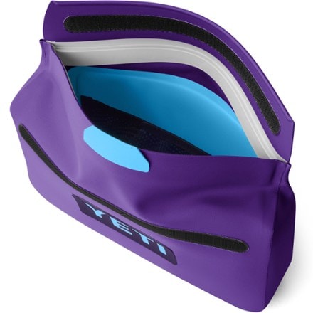 YETI Sidekick Dry Gear Case 4