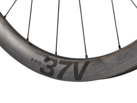 Bontrager Aeolus Pro 37V Disc TLR Road Wheel 6