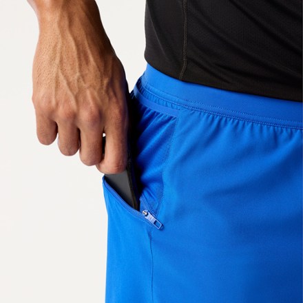 Brooks Journey 7" 2-in-1 Shorts - Men's 3