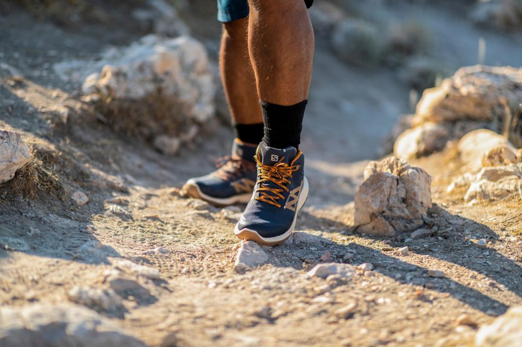 Location Image for OUTpulse Mid GORE-TEX Hiking Boots - Men's