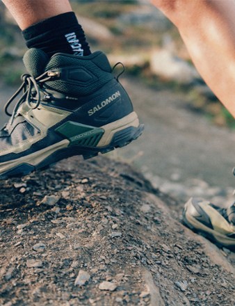 Location Image for X Ultra 5 Mid GORE-TEX Hiking Boots - Men's