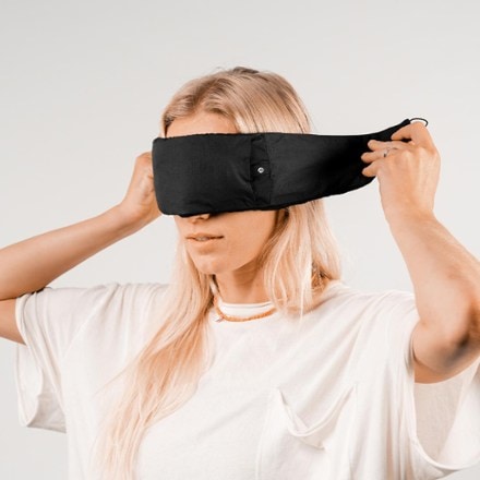 Matador Blackout Sleep Mask and Earplugs 4