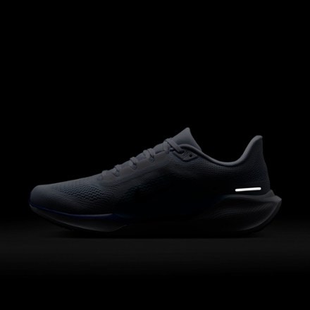 Nike Pegasus 41 Road-Running Shoes - Men's 9