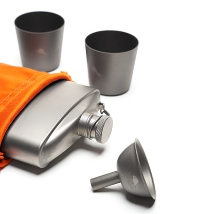 TOAKS Titanium Flat Flask Set 3