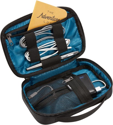 Travel Pouches and Pockets REI Co op