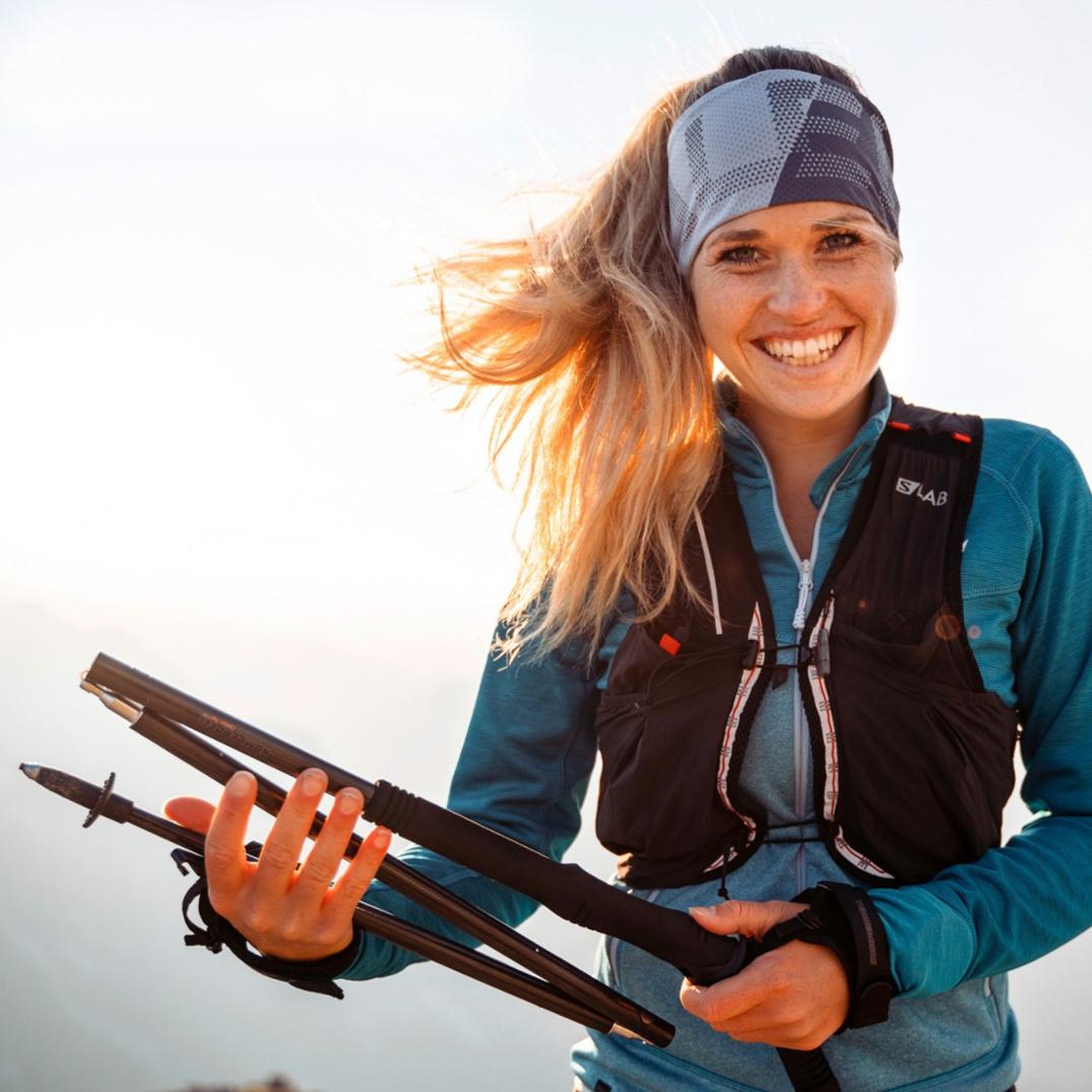 Location Image for Carbon Cloud FXP Foldable Trekking Poles - Pair