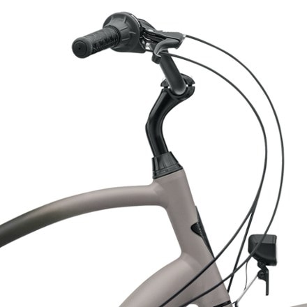 Electra Townie Go! 7D EQ Step-Over Electric Bike 8