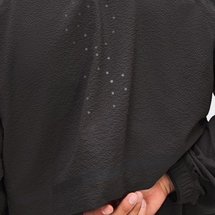 On Performance Volt Jacket - Men's 6